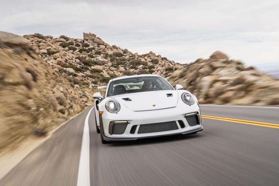  Porsche 911 GT3 RS (991) 2018 года  (NA) (фото 20 из 40)